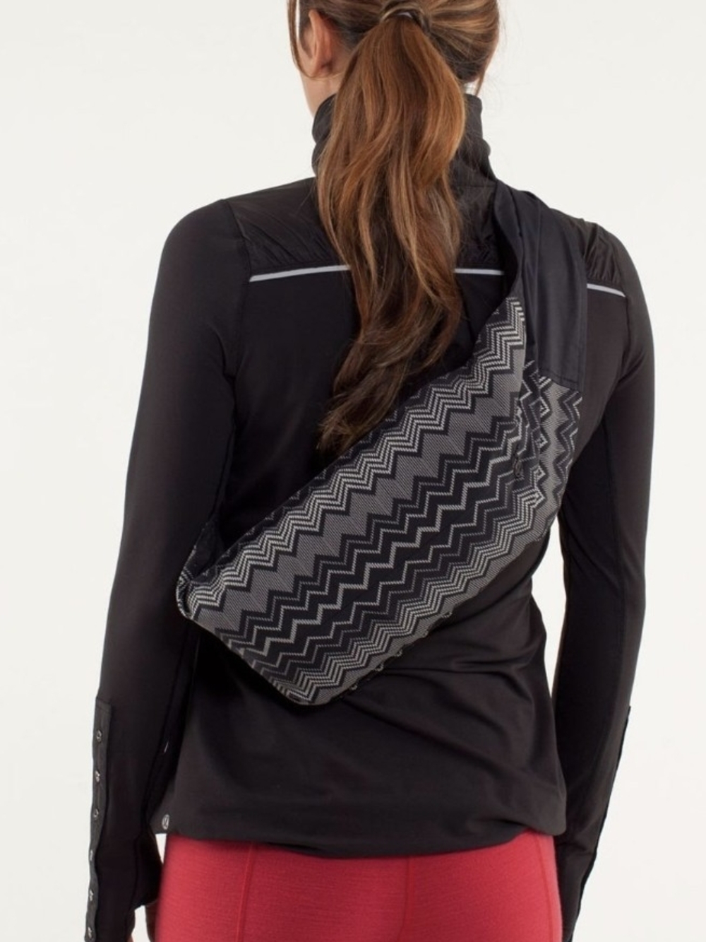 Lululemon Pedal Power Rain Jacket (REVERSIBLE) - Picture 11 of 17